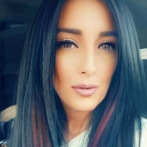 Meet your Posher, Veronica